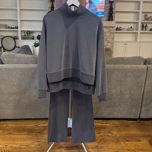 Lululemon Softstreme MATCHING SET